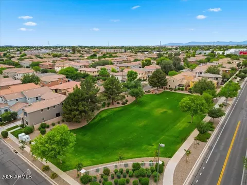 View/Area - 3342 E Milky Way, Gilbert, AZ 85295 photo 5 of 5