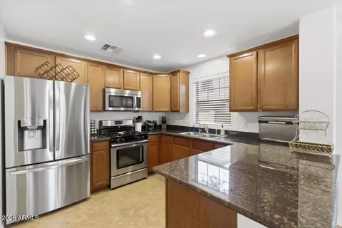 Kitchen - 3342 E Milky Way, Gilbert, AZ 85295 photo 2 of 4