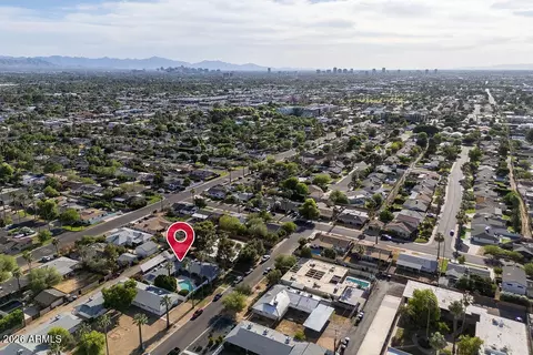 View/Area - 3517 E Montecito Ave, Phoenix, AZ 85018 photo 4 of 8
