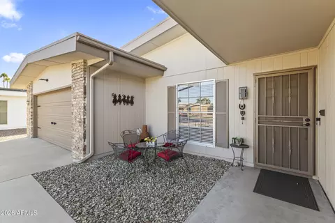 11153 W Palmeras Dr, Sun City, AZ 85373