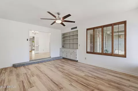 Living - 319 E Hackamore St, Mesa, AZ 85201 photo 5 of 7