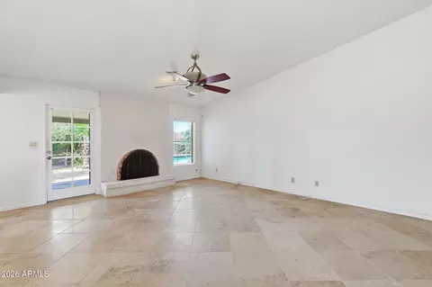 Living - 319 E Hackamore St, Mesa, AZ 85201 photo 3 of 7