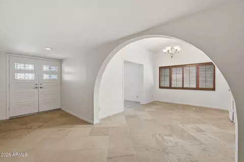 Living - 319 E Hackamore St, Mesa, AZ 85201 photo 1 of 7
