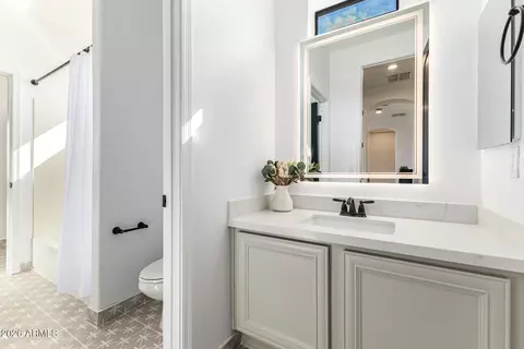 Bath - 8207 E Jasmine Cir, Mesa, AZ 85207 photo 6 of 6