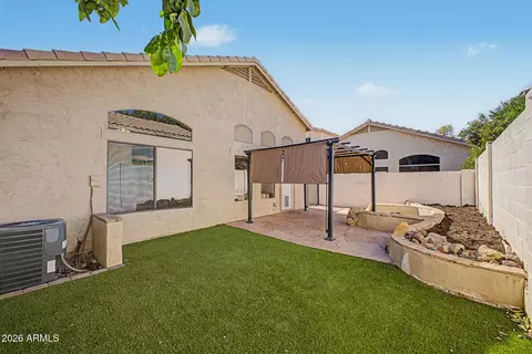 Exterior - 20040 N 13th Dr, Phoenix, AZ 85027 photo 2 of 12