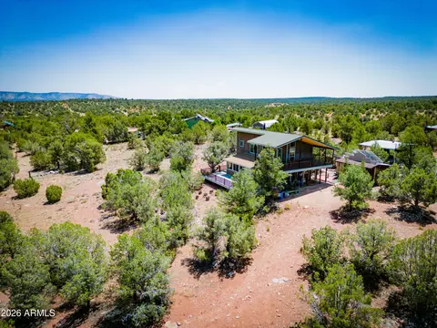 33744 W Gallina Rd, Seligman, AZ 86337