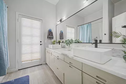 Bath - 5345 E Mclellan Rd #107, Mesa, AZ 85205 photo 5 of 5