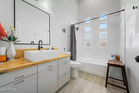 Bath - 5345 E Mclellan Rd #107, Mesa, AZ 85205 photo 4 of 5