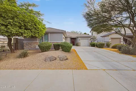 15871 W Port Royale Ln, Surprise, AZ 85379