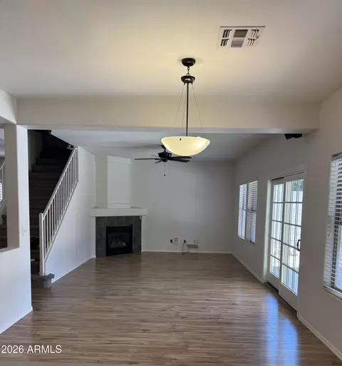 Living - 4041 E Tether Trl, Phoenix, AZ 85050 photo 1 of 2