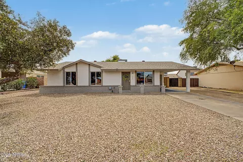 1425 W Wickieup Ln, Phoenix, AZ 85027