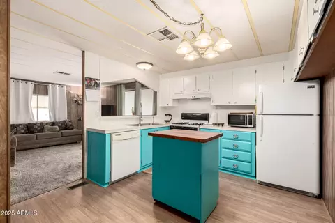 9310 E Main St #52, Mesa, AZ 85207