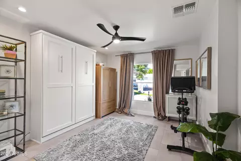 Bedroom - 2531 E Marshall Ave, Phoenix, AZ 85016 photo 6 of 6
