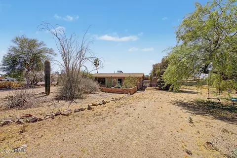 Exterior - 6526 E Holly Dr, Mesa, AZ 85215 photo 5 of 12
