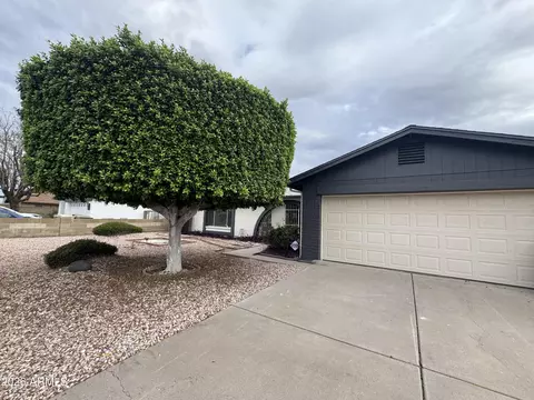 5817 W Tierra Buena Ln, Glendale, AZ 85306