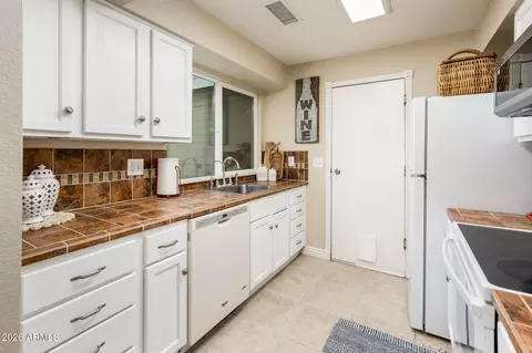 Kitchen - 3134 E Mckellips Rd #149, Mesa, AZ 85213 photo 1 of 3