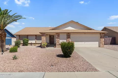 7944 W Dahlia Dr, Peoria, AZ 85381