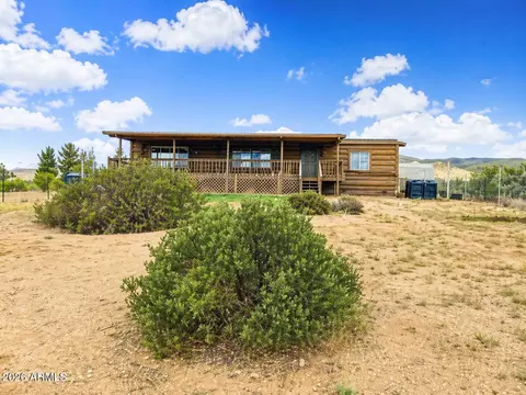 1675 N Ark Lndg, Dewey, AZ 86327