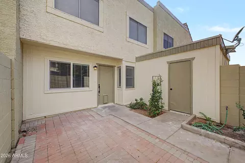 5838 N 48th Ave, Glendale, AZ 85301