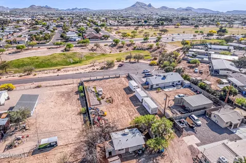 View/Area - 2212 E Libby St, Phoenix, AZ 85022 photo 3 of 12