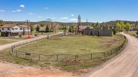 17795 S Hopi Rd #51, Munds Park, AZ 86017
