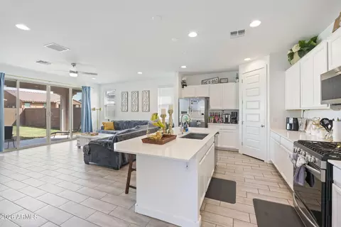 9512 W Turney Ave, Phoenix, AZ 85037