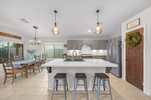 Kitchen - 8505 E Monte Ave, Mesa, AZ 85209 photo 2 of 4