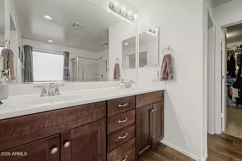 Bath - 3135 E Quince St, Mesa, AZ 85213 photo 1 of 7