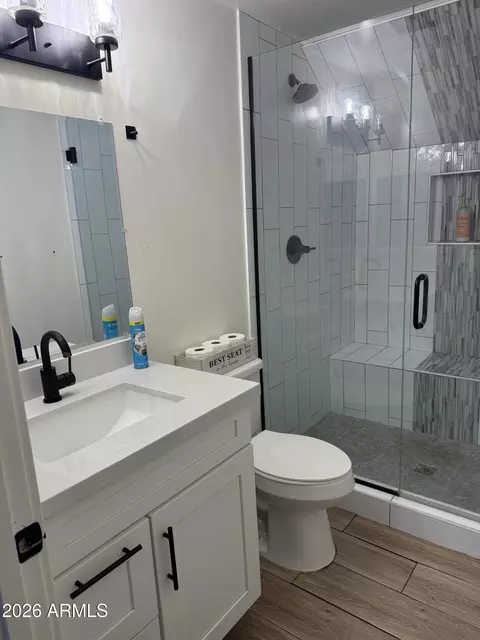 Bath - 3607 N 90th Ave, Phoenix, AZ 85037 photo 2 of 8