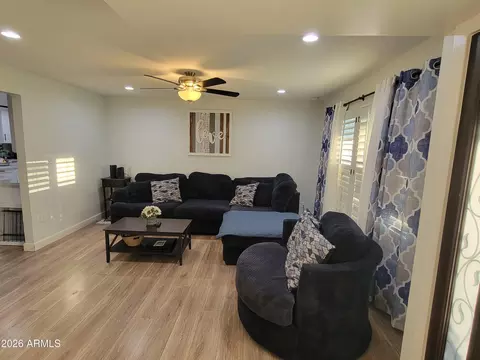 Living - 3607 N 90th Ave, Phoenix, AZ 85037 photo 1 of 2