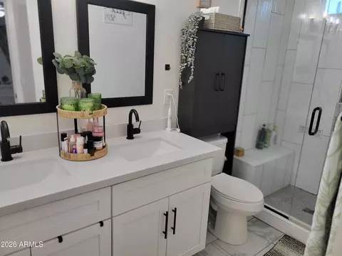 Bath - 3607 N 90th Ave, Phoenix, AZ 85037 photo 5 of 8