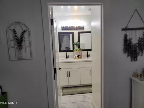 Bath - 3607 N 90th Ave, Phoenix, AZ 85037 photo 4 of 8