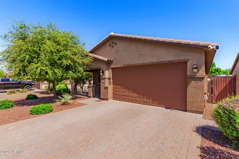 476 W Honey Locust Ave, San Tan Valley, AZ 85140