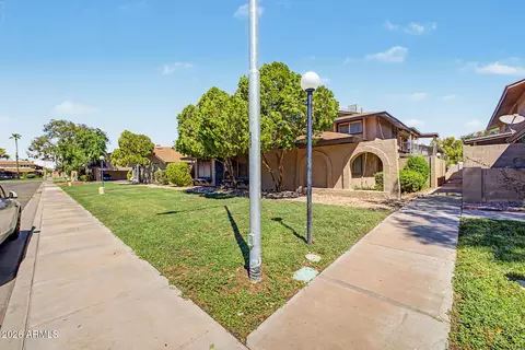 8532 E Portland St, Scottsdale, AZ 85257