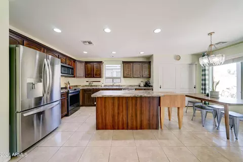 Kitchen - 4192 E Bonanza Rd, Gilbert, AZ 85297 photo 1 of 6