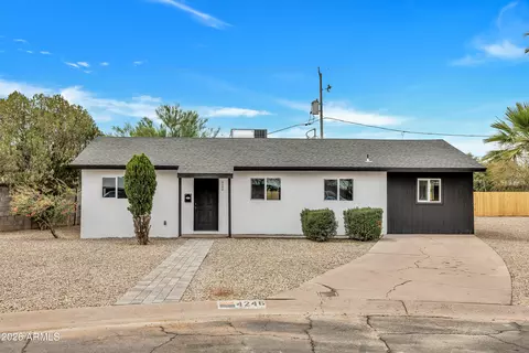 Exterior - 4246 N 10th Pl, Phoenix, AZ 85014 photo 1 of 6