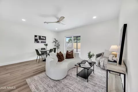 Living - 4246 N 10th Pl, Phoenix, AZ 85014 photo 1 of 1