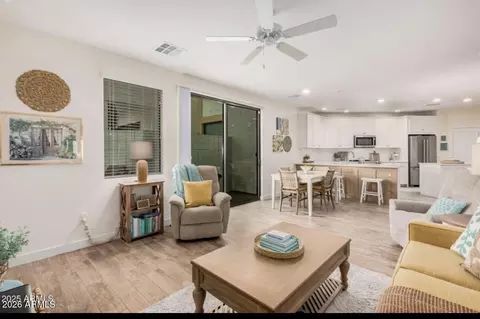 2511 W Queen Creek Rd #163, Chandler, AZ 85248
