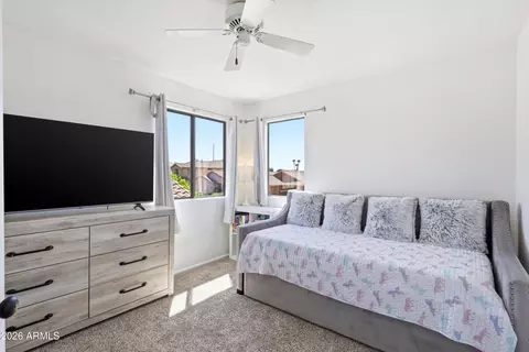 Bedroom - 3326 E Hononegh Dr, Phoenix, AZ 85050 photo 6 of 6