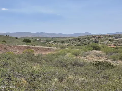 12320 S Caballo Ter #352, Mayer, AZ 86333