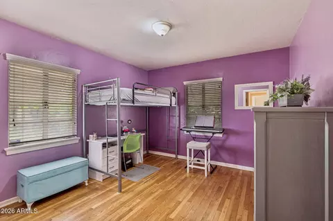 Bedroom - 931 W Mackenzie Dr, Phoenix, AZ 85013 photo 3 of 5