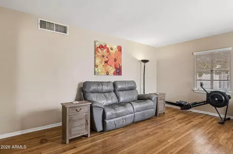 Living - 931 W Mackenzie Dr, Phoenix, AZ 85013 photo 1 of 3