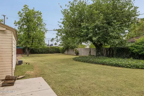 Exterior - 931 W Mackenzie Dr, Phoenix, AZ 85013 photo 6 of 9