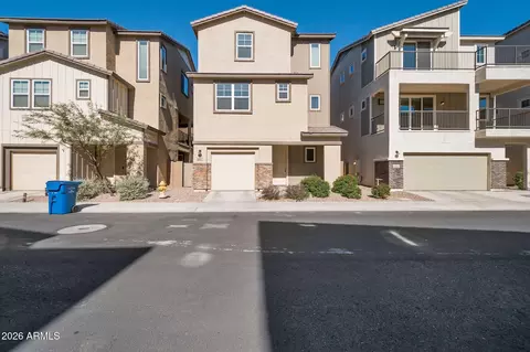 660 W Flintlock Way, Chandler, AZ 85286