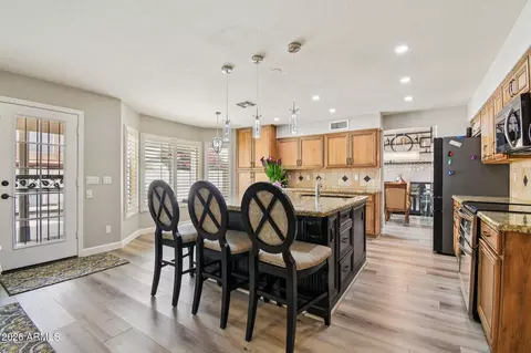 Kitchen - 704 E Windsor Dr, Gilbert, AZ 85296 photo 2 of 4