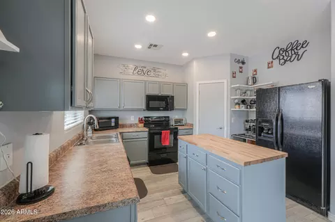 45574 W Tulip Ln, Maricopa, AZ 85139