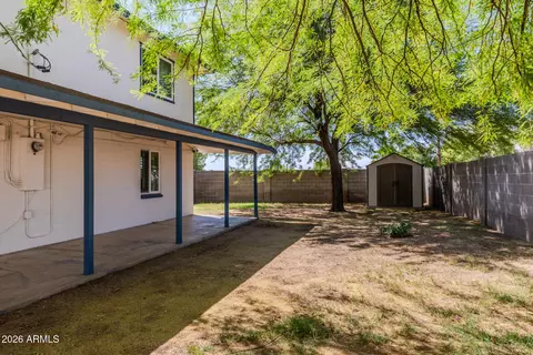 Exterior - 9804 N 4th Ave, Phoenix, AZ 85021 photo 4 of 7