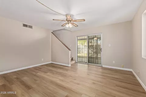 Living - 9804 N 4th Ave, Phoenix, AZ 85021 photo 1 of 6
