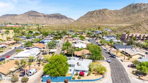 View/Area - 9804 N 4th Ave, Phoenix, AZ 85021 photo 1 of 9