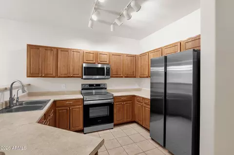 Kitchen - 1702 E Bell Rd #177, Phoenix, AZ 85022 photo 2 of 4